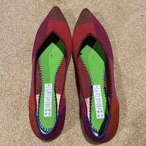 Rothy’s limited edition super cute Point color block pattern, size 10